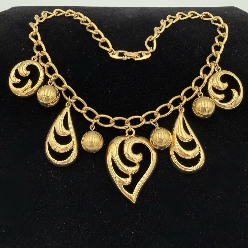 VTG 80's Napier Open Link Chain Necklace w/ Whimsical Modern Hearts Charms